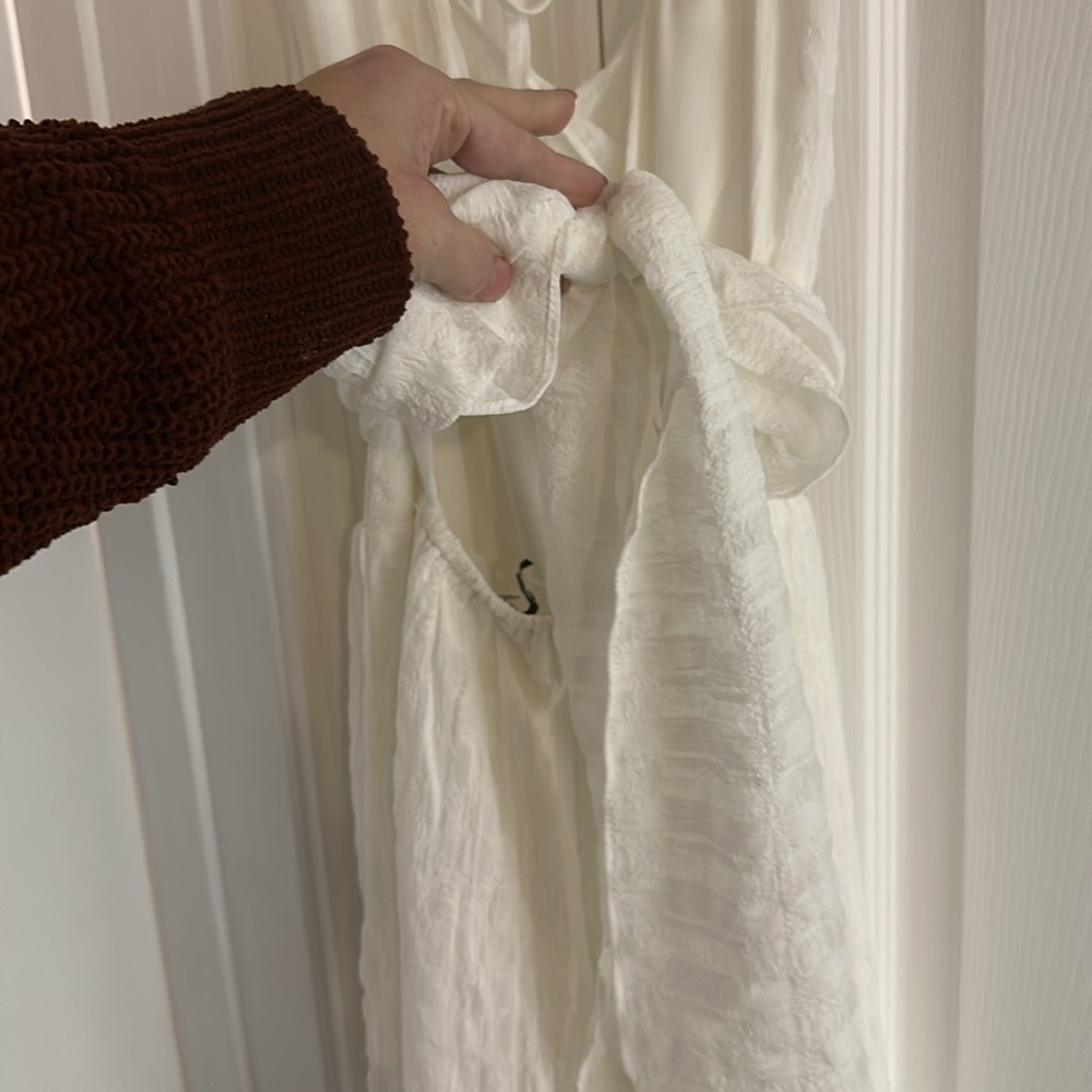 Lulus size medium - Picture 8 of 10